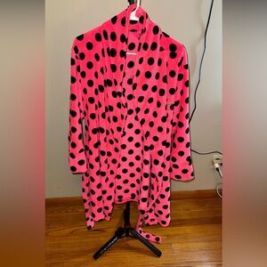 PINK Victoria's Secret Fuzzy Pink and Black Robe